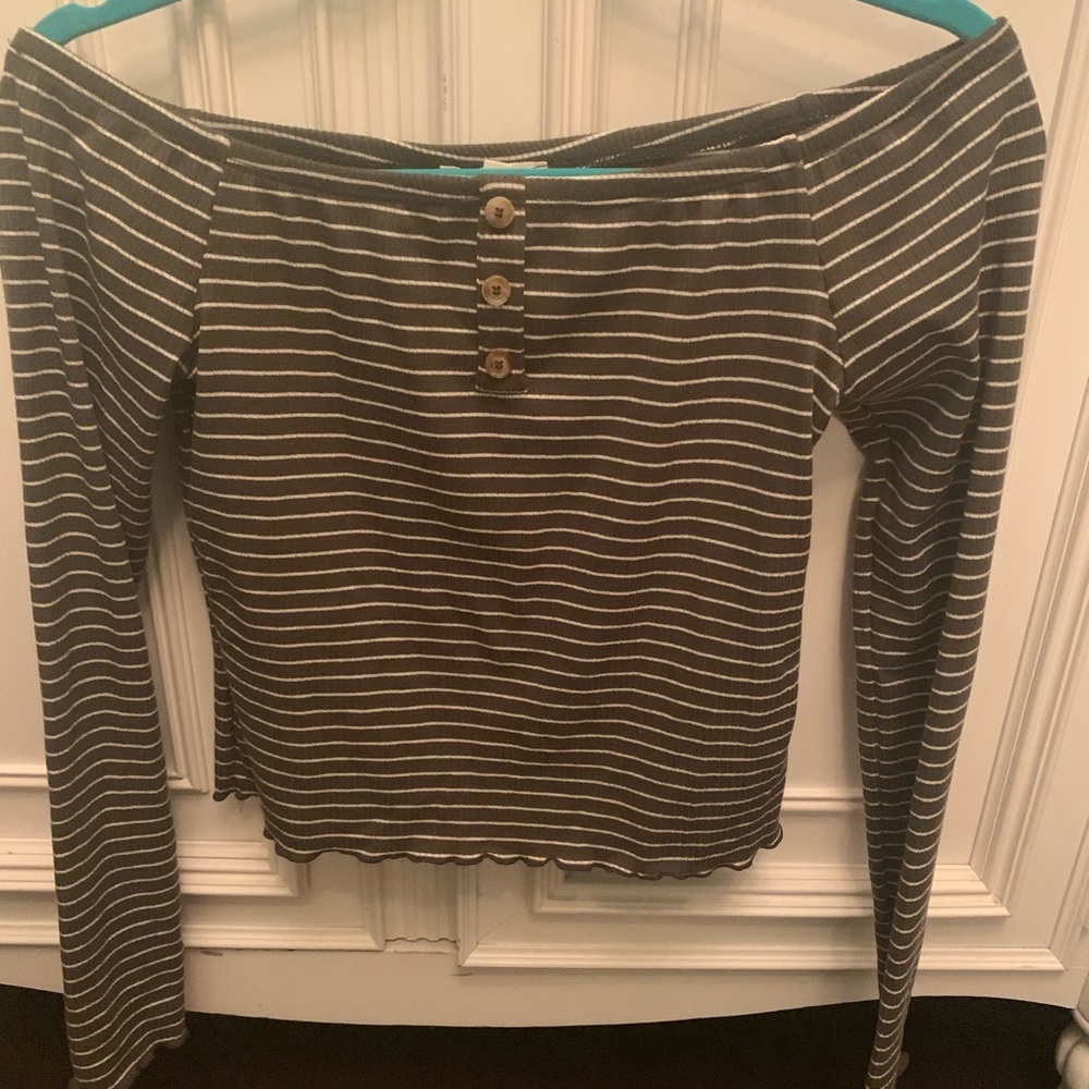 Green striped top